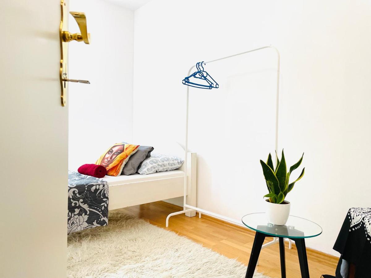 Karlsrooms Вена Экстерьер фото