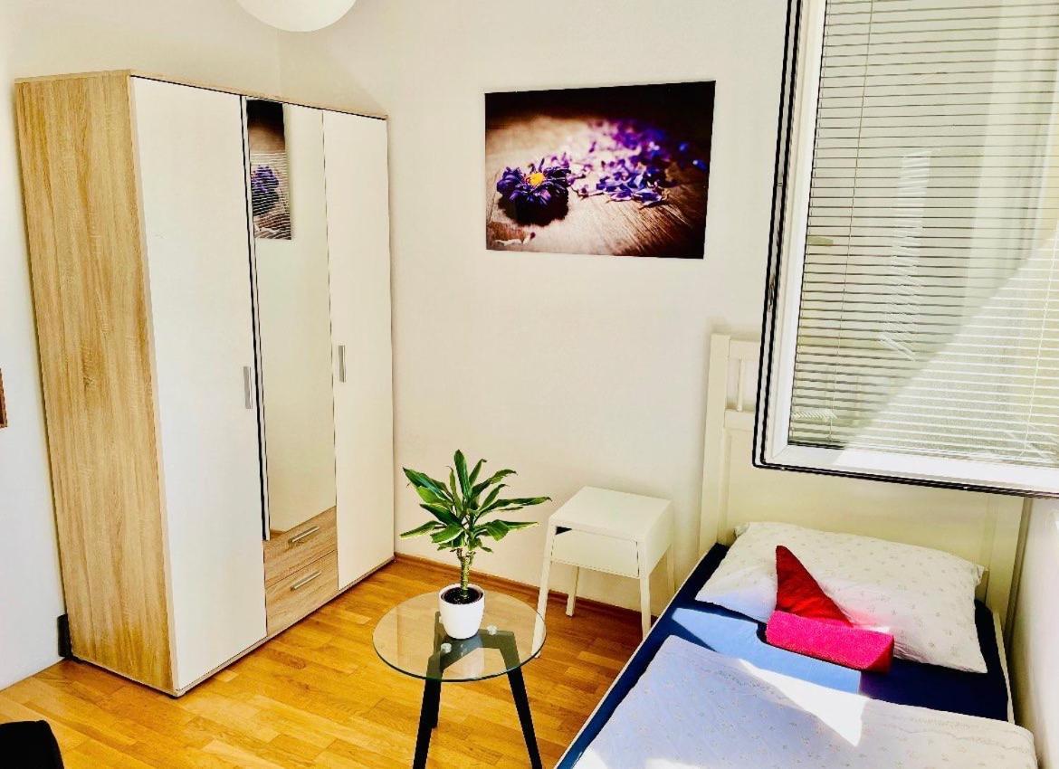 Karlsrooms Вена Экстерьер фото